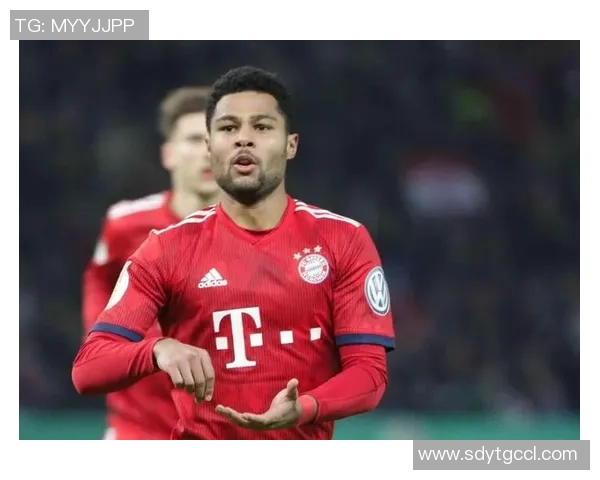 西班牙足球传奇10号球星的辉煌历程与影响力分析