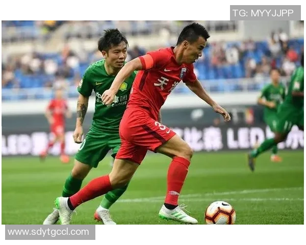 南京排球队以67分稳居冠军赛积分榜首位,争夺冠军形势乐观 南京排球队以67分稳居冠军赛积分榜首位,争夺冠军形势乐观