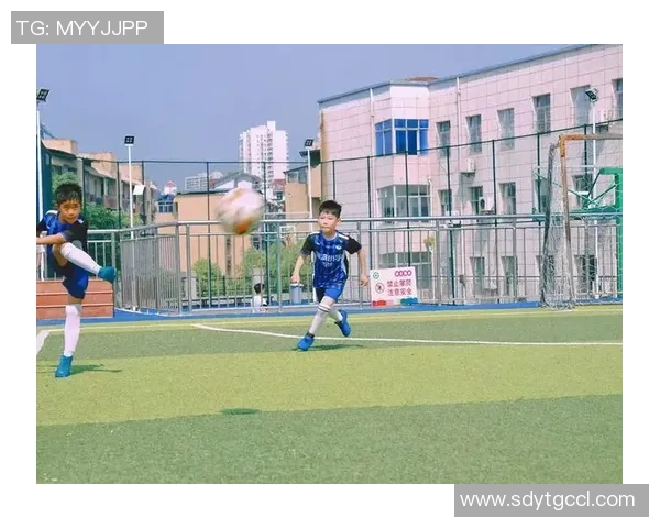 为足球明星庆生送上真挚祝福愿他们在绿茵场上继续闪耀光芒 为足球明星庆生送上真挚祝福愿他们在绿茵场上继续闪耀光芒